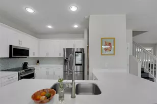 1070 Bluewood Terrace, Weston, FL 33327 - Photo 15