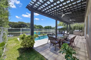 1070 Bluewood Terrace, Weston, FL 33327 - Photo 55