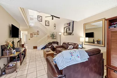 2118 Discovery Circle W, Deerfield Beach, FL 33442 - Photo 7