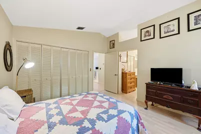 2118 Discovery Circle W, Deerfield Beach, FL 33442 - Photo 19