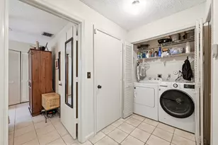 2118 Discovery Cir W, Deerfield Beach, FL 33442 - Photo 17