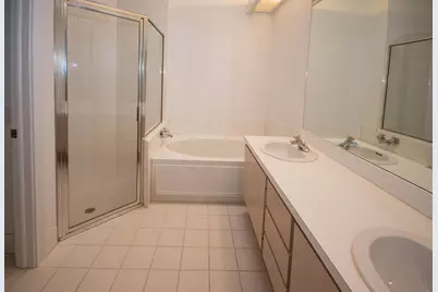 191 E Tall Oaks Circle, Palm Beach Gardens, FL 33410 - Photo 19