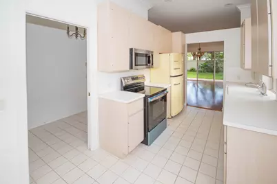 191 E Tall Oaks Circle, Palm Beach Gardens, FL 33410 - Photo 11