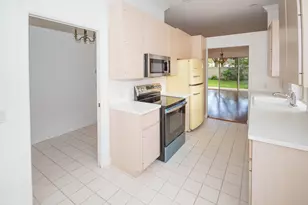 191 E Tall Oaks Cir, Palm Beach Gardens, FL 33410 - Photo 11