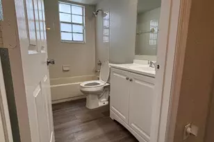2412 Belmont Ln, North Lauderdale, FL 33068 - Photo 13