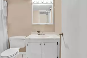 215 NE 16th Ave, Fort Lauderdale, FL 33301 - Photo 15