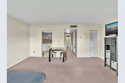 215 NE 16th Avenue #203, Fort Lauderdale, FL 33301 - Photo 9
