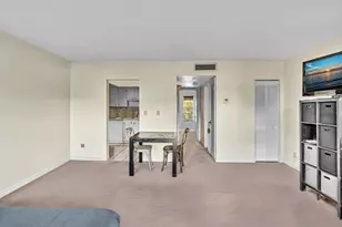 215 NE 16th Ave, Fort Lauderdale, FL 33301 - Photo 9