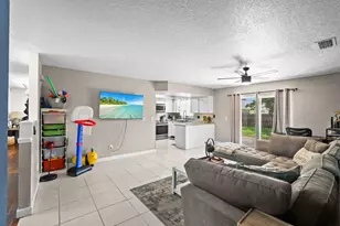 2485 SE Alden St, Port Saint Lucie, FL 34984 - Photo 13