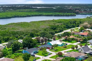 2485 SE Alden St, Port Saint Lucie, FL 34984 - Photo 47