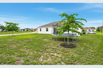 201 SW North Wakefield Circle, Port Saint Lucie, FL 34953 - Photo 39