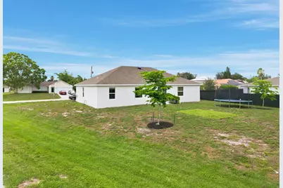 201 SW North Wakefield Circle, Port Saint Lucie, FL 34953 - Photo 31