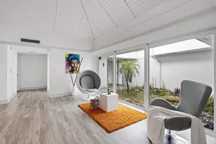4400 Queen Palm Ln, Tamarac, FL 33319 - Photo 9