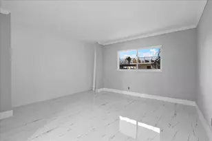 3040 Lake Shore Dr, Riviera Beach, FL 33404 - Photo 25