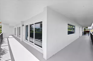 3040 Lake Shore Dr, Riviera Beach, FL 33404 - Photo 29
