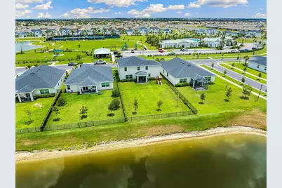 12273 SW Roma Circle, Port Saint Lucie, FL 34987 - Photo 3