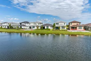 369 SE Fascino Cir, Port Saint Lucie, FL 34984 - Photo 9