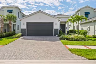 369 SE Fascino Cir, Port Saint Lucie, FL 34984 - Photo 1