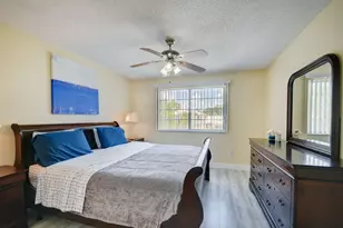 300 Crestwood Ct N, Royal Palm Beach, FL 33411 - Photo 19