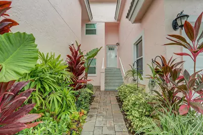 3306 Fairway Drive N, Jupiter, FL 33477 - Photo 3