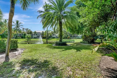 11863 Wimbledon Circle #425, Wellington, FL 33414 - Photo 19