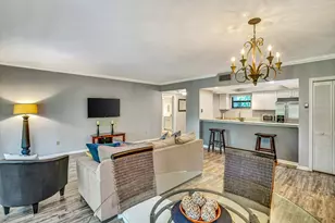 11863 Wimbledon Circle, Wellington, FL 33414 - Photo 5