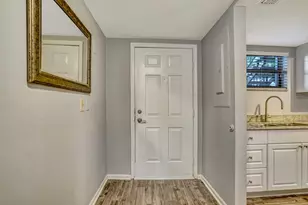 11863 Wimbledon Circle, Wellington, FL 33414 - Photo 15