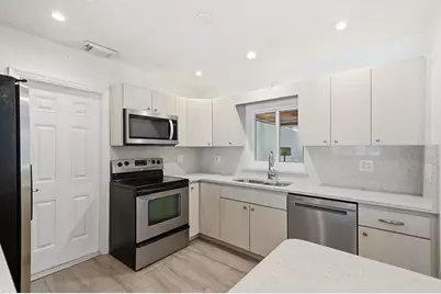 1777 NE 17th Street, Fort Lauderdale, FL 33305 - Photo 15