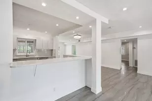 1777 NE 17th St, Fort Lauderdale, FL 33305 - Photo 9