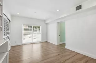 1777 NE 17th St, Fort Lauderdale, FL 33305 - Photo 13