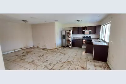 11351 NW 40th Place, Sunrise, FL 33323 - Photo 5