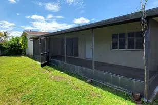 11351 NW 40th Pl, Sunrise, FL 33323 - Photo 3