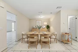 11351 NW 40th Pl, Sunrise, FL 33323 - Photo 5