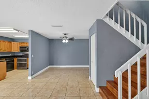 320 Woodland Rd, Palm Springs, FL 33461 - Photo 5