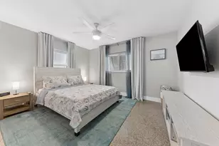 127 SW 10th Ave, Boynton Beach, FL 33435 - Photo 13