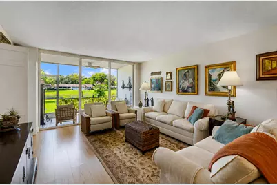 3621 Oaks Clubhouse Dr. Drive #104, Pompano Beach, FL 33069 - Photo 9