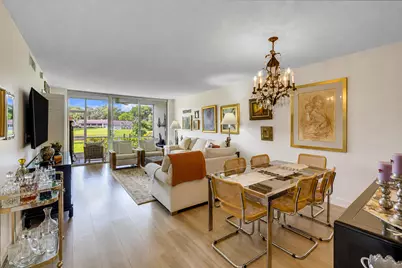 3621 Oaks Clubhouse Dr. Drive #104, Pompano Beach, FL 33069 - Photo 7