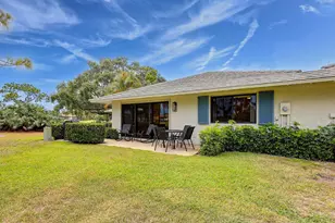 526 Club Dr, Palm Beach Gardens, FL 33418 - Photo 31