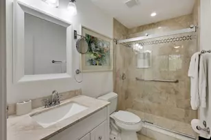 526 Club Dr, Palm Beach Gardens, FL 33418 - Photo 15