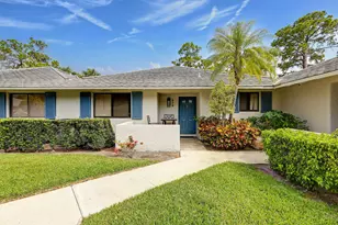 526 Club Dr, Palm Beach Gardens, FL 33418 - Photo 27