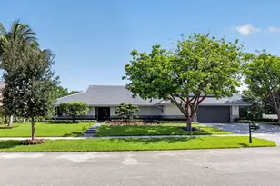 3245 St James Dr, Boca Raton, FL 33434 - Photo 7