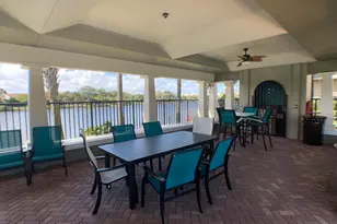 447 Corte Madera Ln, West Palm Beach, FL 33401 - Photo 7
