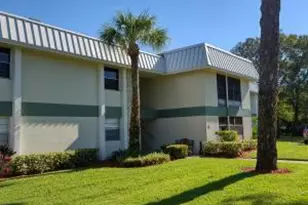 2302 Sunrise Blvd, Fort Pierce, FL 34982 - Photo 1
