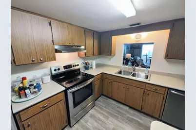 2302 Sunrise Boulevard #104, Fort Pierce, FL 34982 - Photo 19