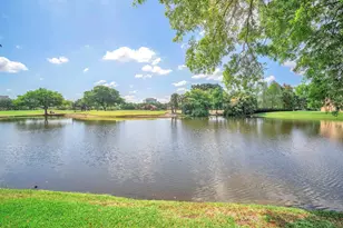 740 E Coco Plum Cir, Plantation, FL 33324 - Photo 5