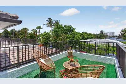 2505 NE 2nd Street, Pompano Beach, FL 33062 - Photo 1