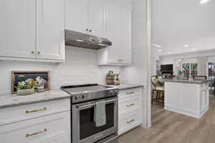 2505 NE 2nd St, Pompano Beach, FL 33062 - Photo 13