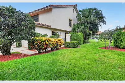 7913 La Mirada Drive, Boca Raton, FL 33433 - Photo 3
