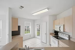 124 SW Peacock Blvd, Port Saint Lucie, FL 34986 - Photo 15