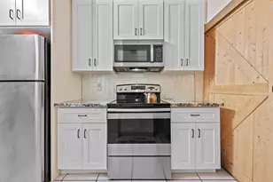 7401 NW 16th St, Plantation, FL 33313 - Photo 9